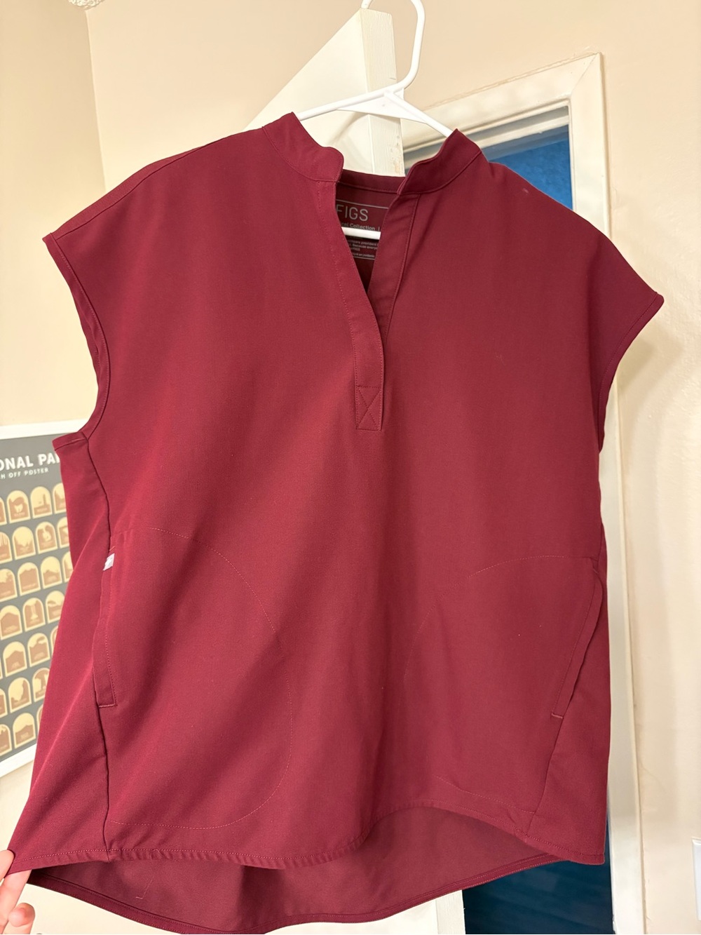 Figs Women's Wine-Red Cap-Sleeve Tunic Scrub Top